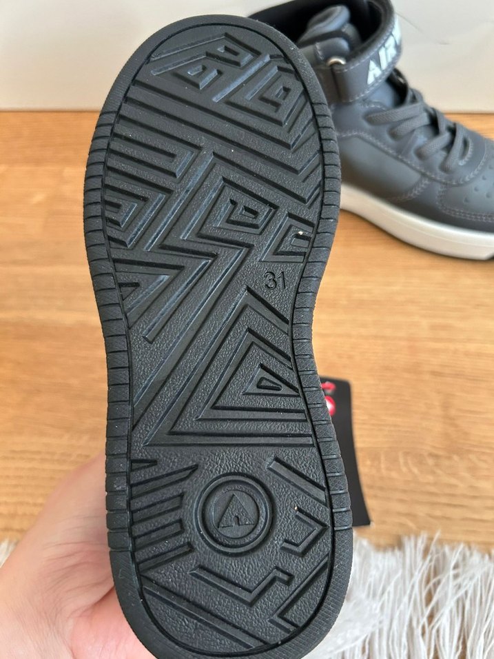 Çocuk spor ayakkabı - Görsel 3