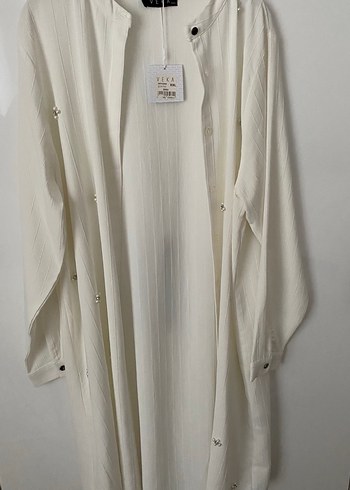 Uzun Kollu Beyaz Nakışlı Keten Gömlek - Görsel 4