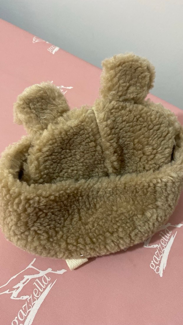 Beyaz Kürklü bebek şapkası - Görsel 3