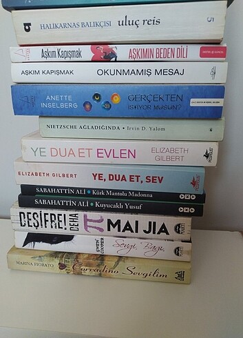  Beden İki adet kitap 