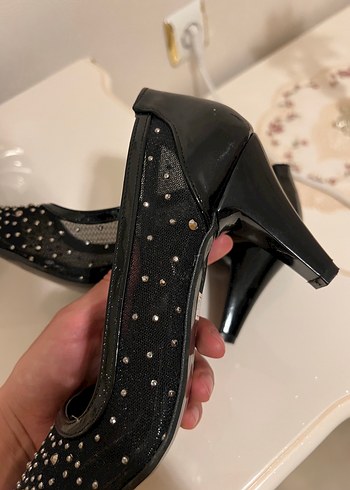 Zara Siyah taşlı Kadın Ayakkabı