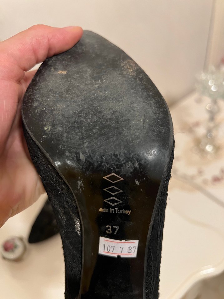 Siyah Dantel Detaylı Blok Topuklu Stiletto - Görsel 2