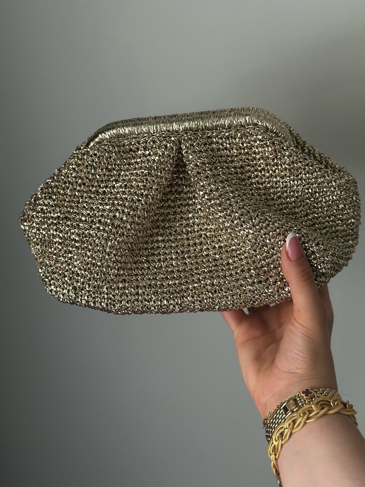 Parlak Altın Renk Örgü Kadın Portföy Çanta - Görsel 2