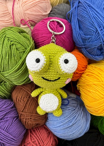 El Yapımı Yeşil Örgü Oyuncak Kurbağa - Görsel 3