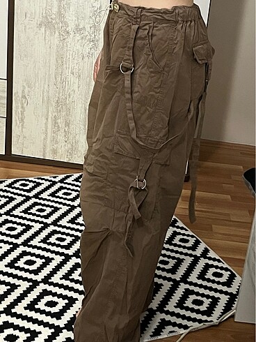 KARGO CEPLİ JOGGER JEAN