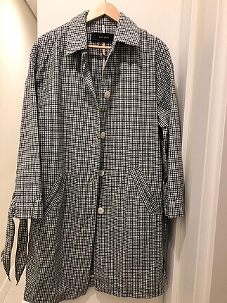 Zara trenchcoat