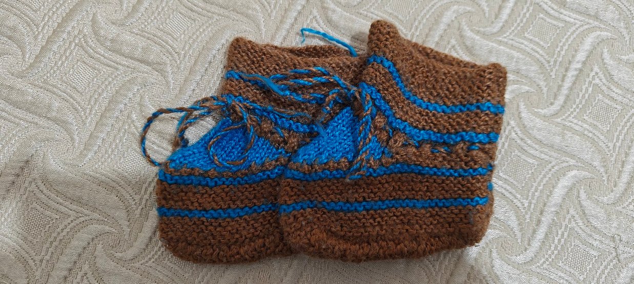 Erkek Bebek Örgü Patik Seti - Görsel 4