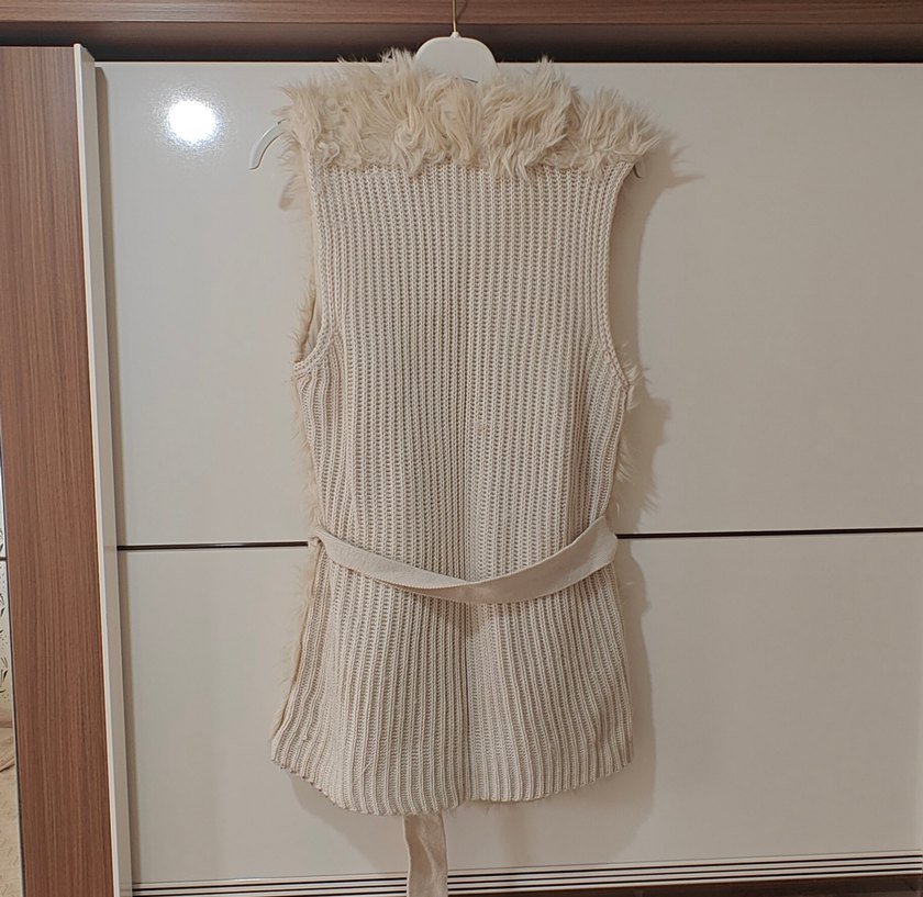 Kadın Bej Kürklü Yelek - Görsel 2