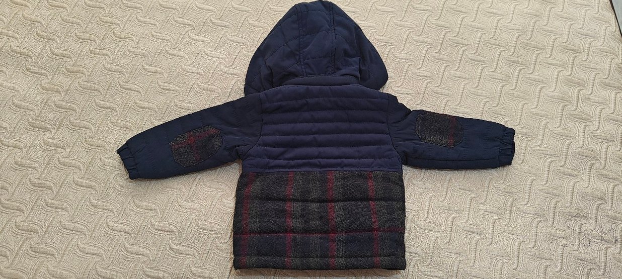 Erkek Çocuk Kapüşonlu Lacivert Mont - Görsel 4