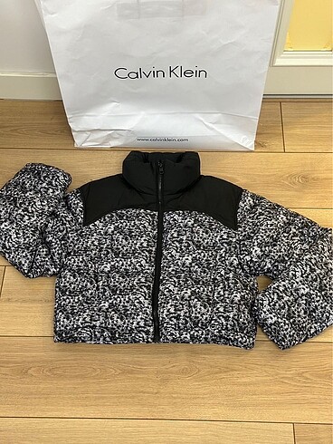 s Beden Calvin Klein Mont
