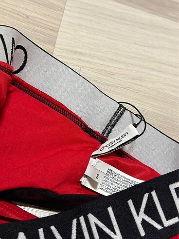s Beden Calvin Klein Bikini Altı