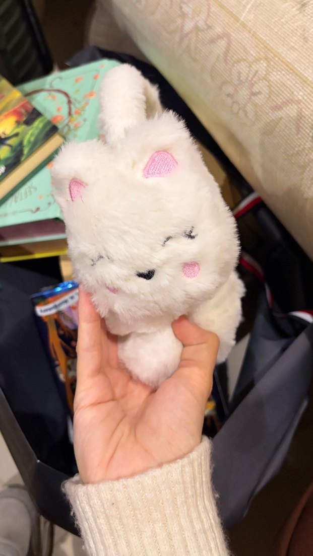 Beyaz Peluş Kedi Şekilli Kedi Aksesuarı - Görsel 2