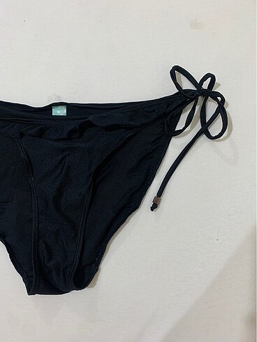 Siyah ipli bikini alt