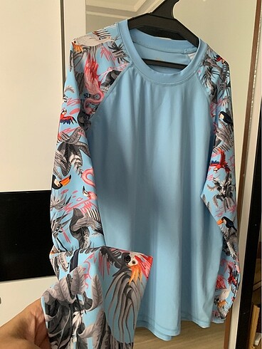 Uzun kollu sweatshirt