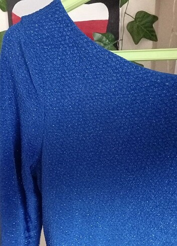 Koton Sırt Dekolteli Simli Saks Gece Elbisesi