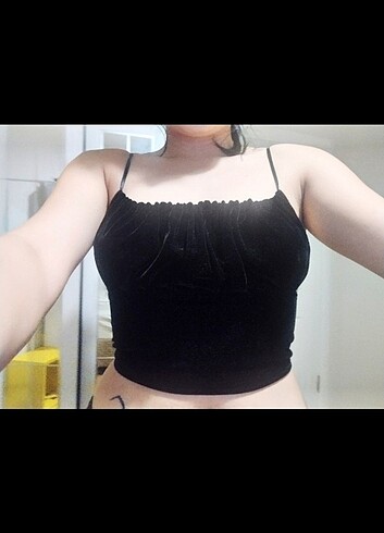 Bağcıklı crop üst goth