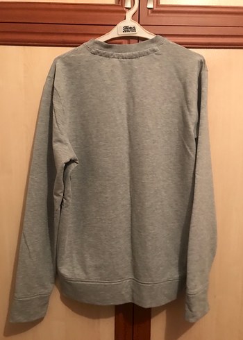 l Beden Converse gri t-shirt uzun kollu