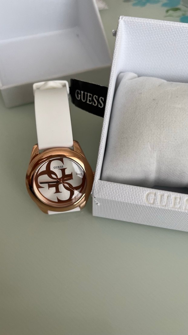 GUESS Beyaz Minimalist Kadın Kol Saati - Görsel 2