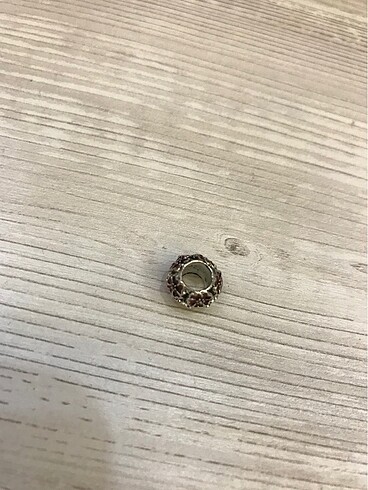 Pandora Kırmızı charm
