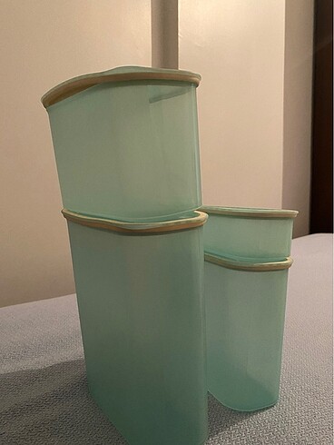 Tupperware Tupperware su serisi saklama kabı