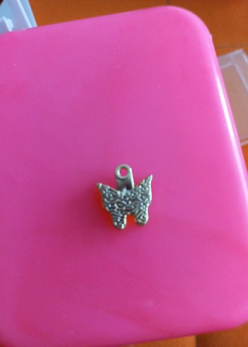 Sarı Parlak Kelebek Charm - Görsel 2