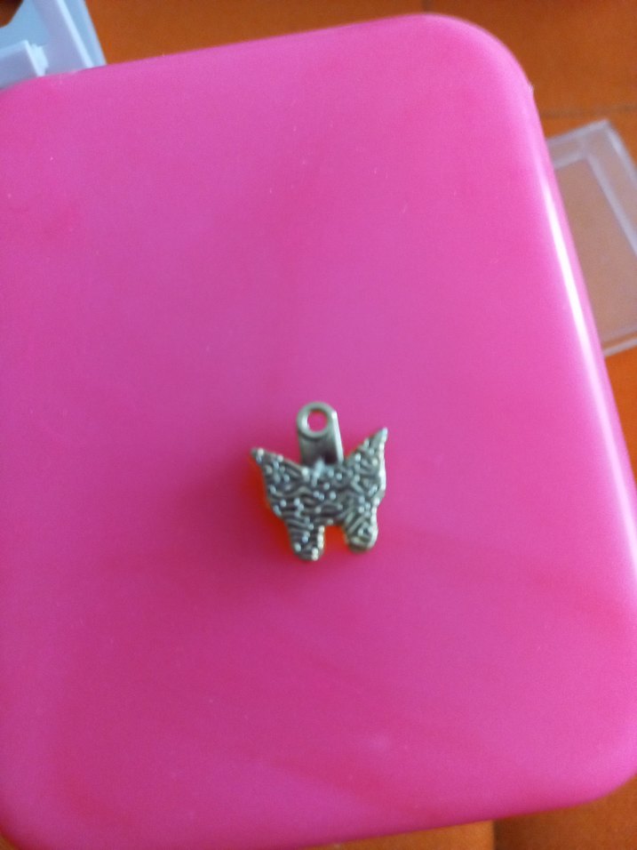 Sarı Parlak Kelebek Charm - Görsel 2