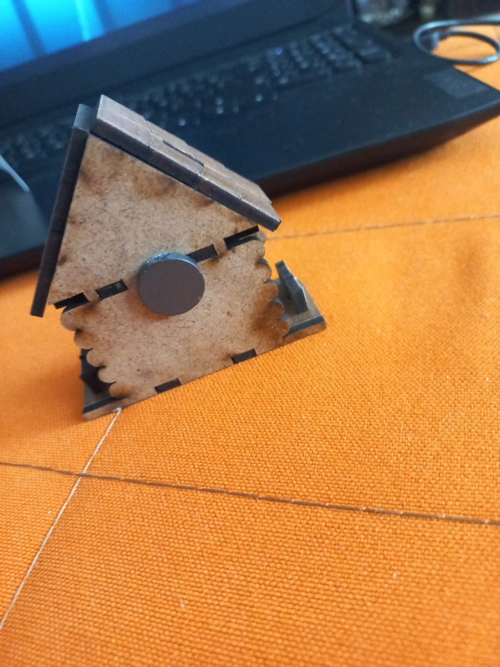 MAGNET
Kahverengi Ahşap Ayder Ev Figürü - Görsel 4