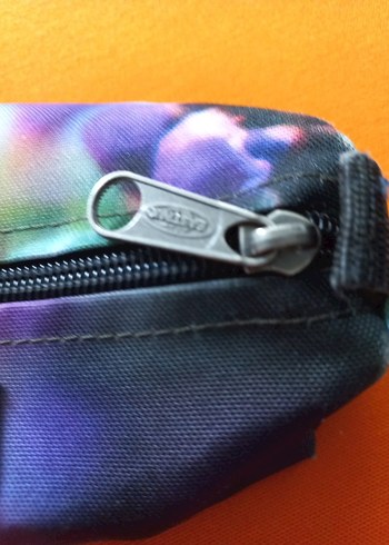 EASTPAK
KALEMLIK - Görsel 2