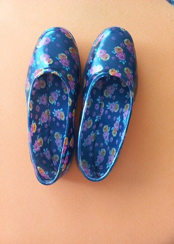 DENIZ HAVUZ SAUNA
AYAKKABI - Görsel 3