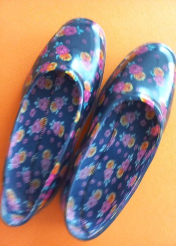 DENIZ HAVUZ SAUNA
AYAKKABI - Görsel 4