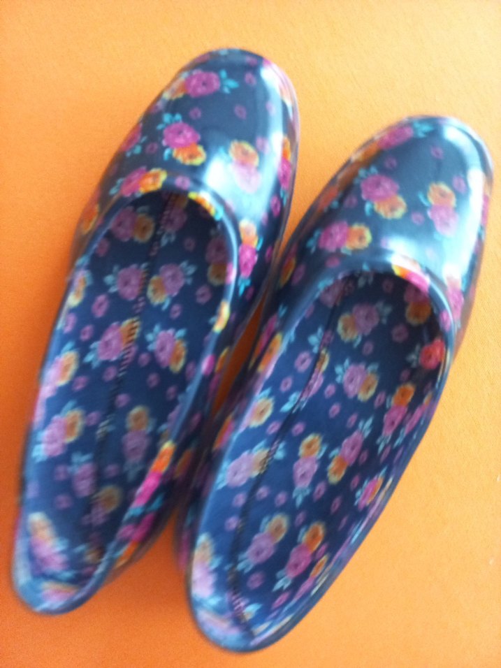 DENIZ HAVUZ SAUNA
AYAKKABI - Görsel 4