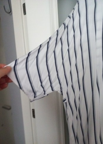 MANGO
Zebra Desenli Pliseli Kadın Midi Gömlek - Görsel 2