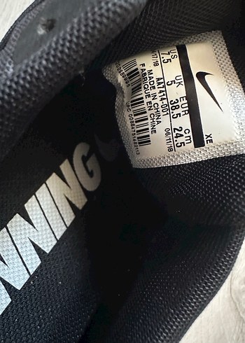 Nike Kadın Gri Nike Spor Ayakkabı