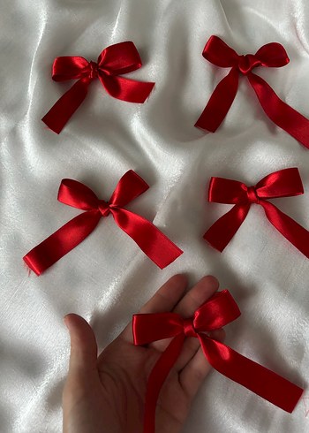 Kırmızı İpek Görünümlü Çocuk Kurdele - Görsel 4