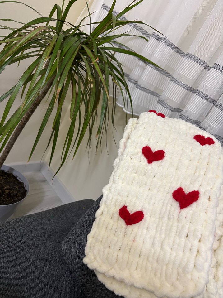 Kırmızı Kalp Desenli Kadın Örgü Şal - Görsel 5