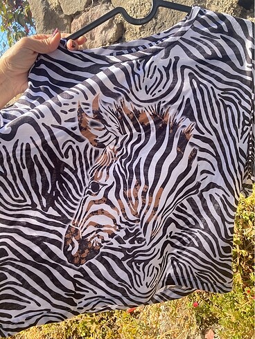 m Beden siyah Renk Zebra desenli tişört