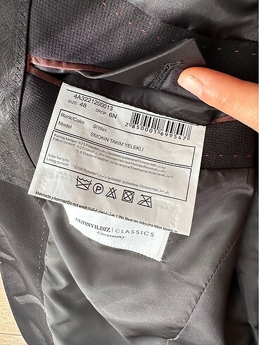 Takım elbise Altınyıldız - Görsel 3