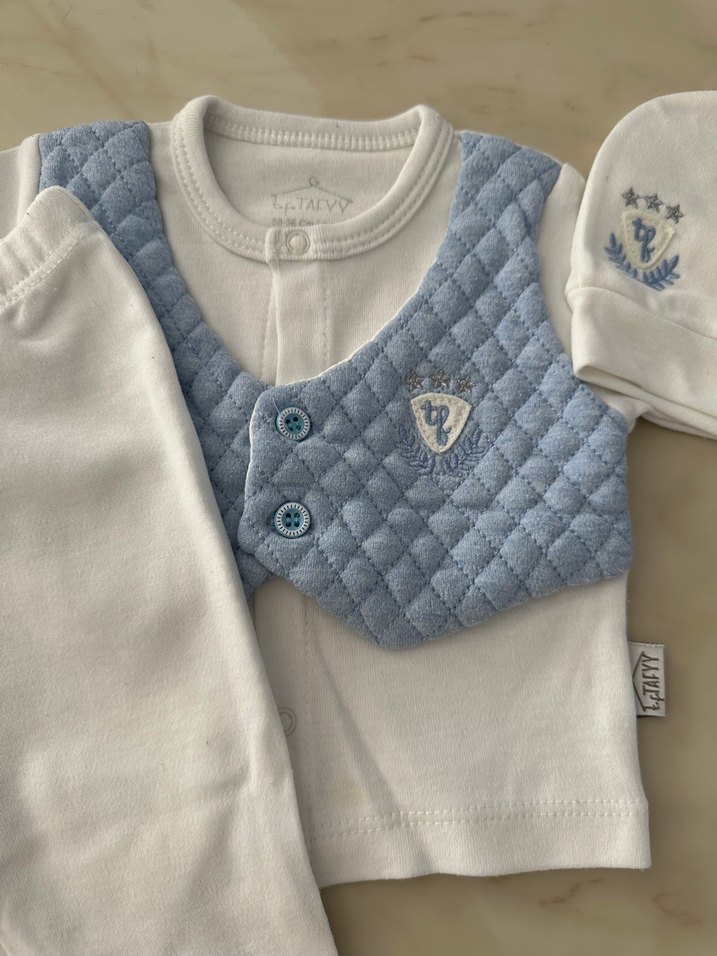 Bebek Erkek Nakışlı Triko Yelek Takımı - Görsel 4