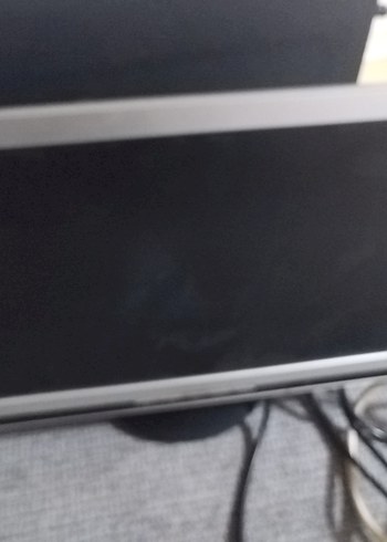 Gri Masaüstü Bilgisayar - Görsel 3