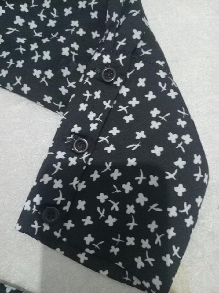 Siyah saten kumaş buluz - Görsel 4