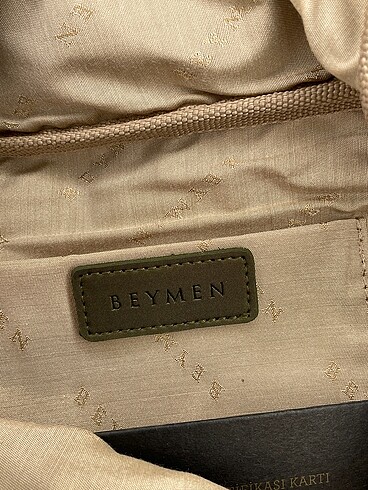 Beden Beymen Kol Çantası %70 İndirimli.