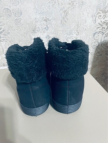 36 Beden siyah Renk Kinetik kız çocuk converse