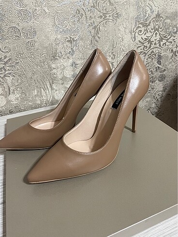 Nine west stiletto