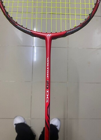 Beden Yonex badminton raketi