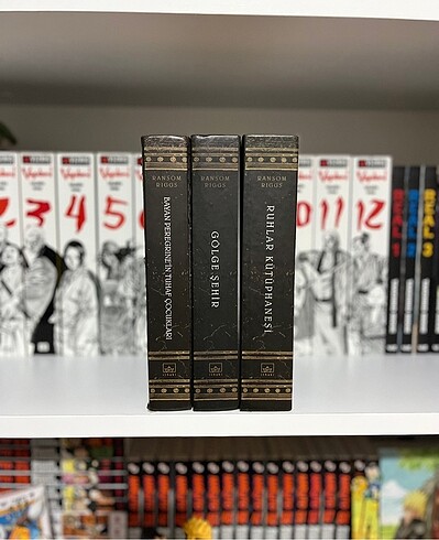  Bayan Peregrine'in Tuhaf Çocukları ilk 3 kitap