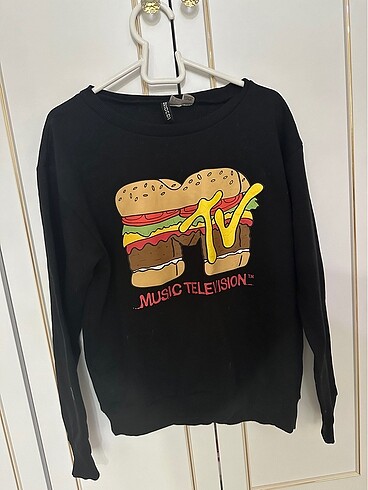 H&M MTV Sweatshirt