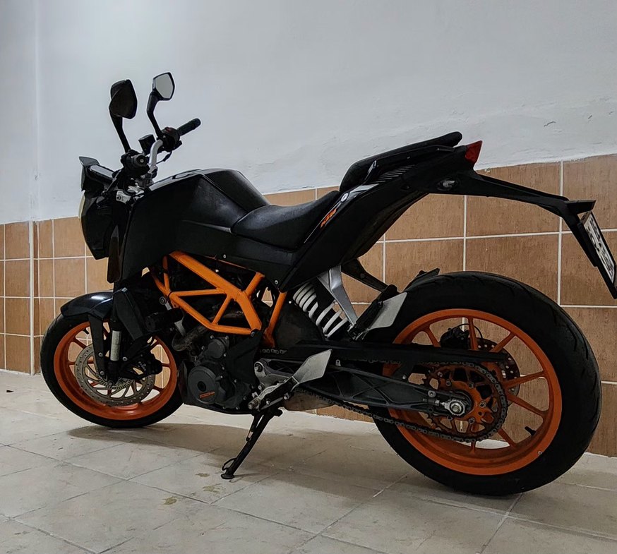 KTM Duke 390 -30bin km- 2016 model- kazasız - Görsel 2