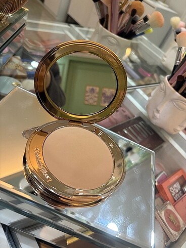 Charlotte bronzer