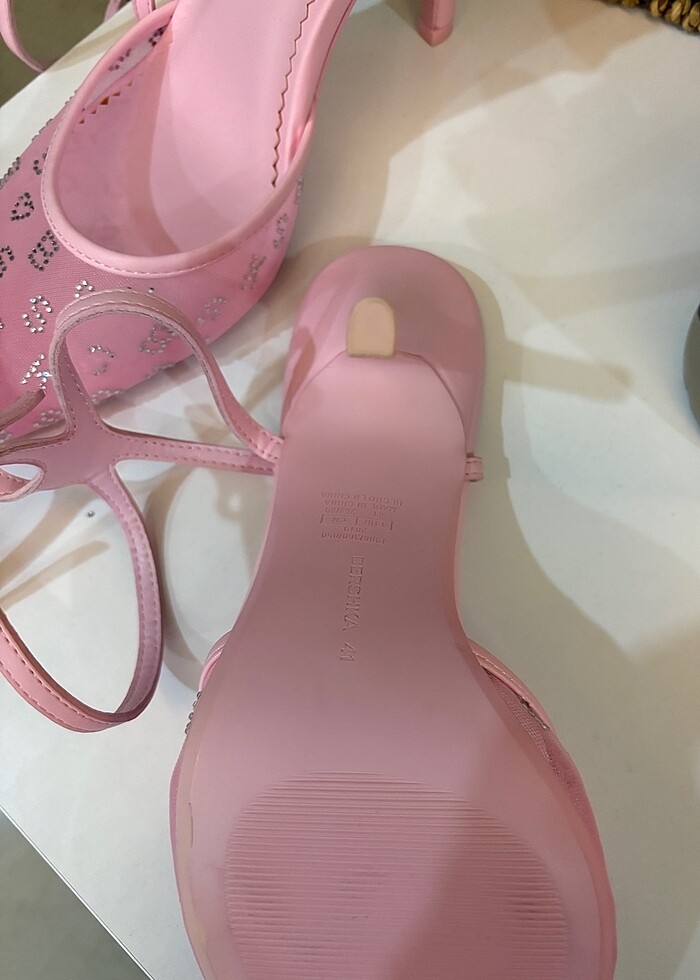 Bershka topuklu ayakkabı - Görsel 4