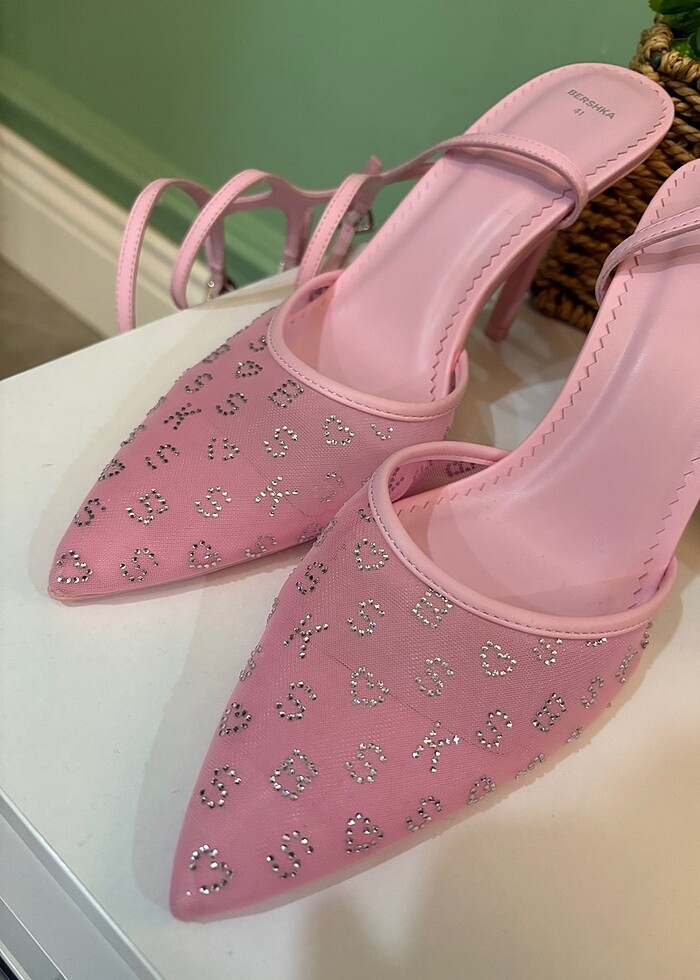 Bershka topuklu ayakkabı - Görsel 5